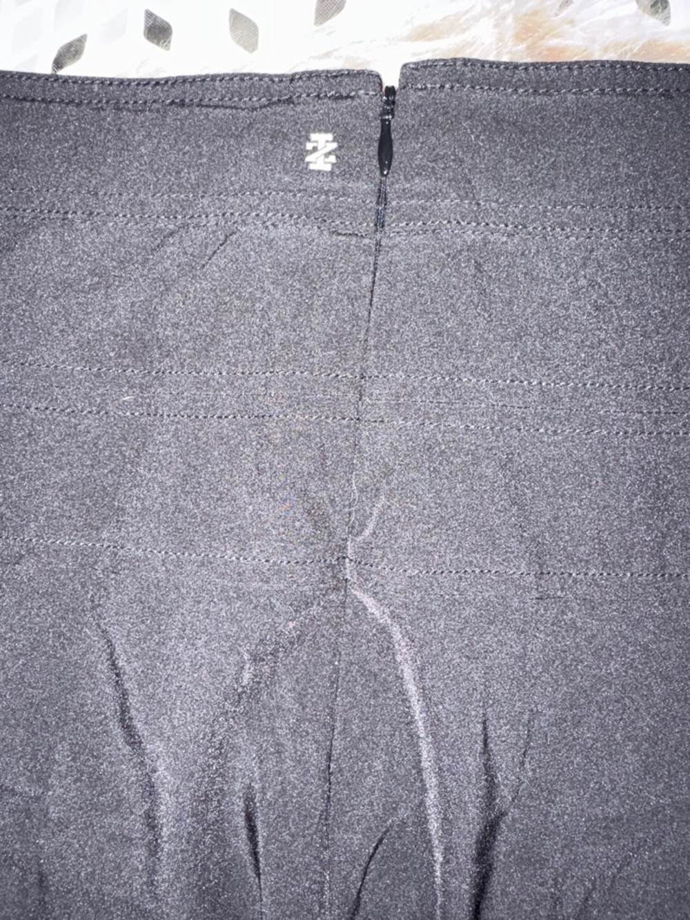 Izod Black Athletic Skirt, attached shorts, Skort, moisture wicking, Sz 18 - Picture 4 of 9
